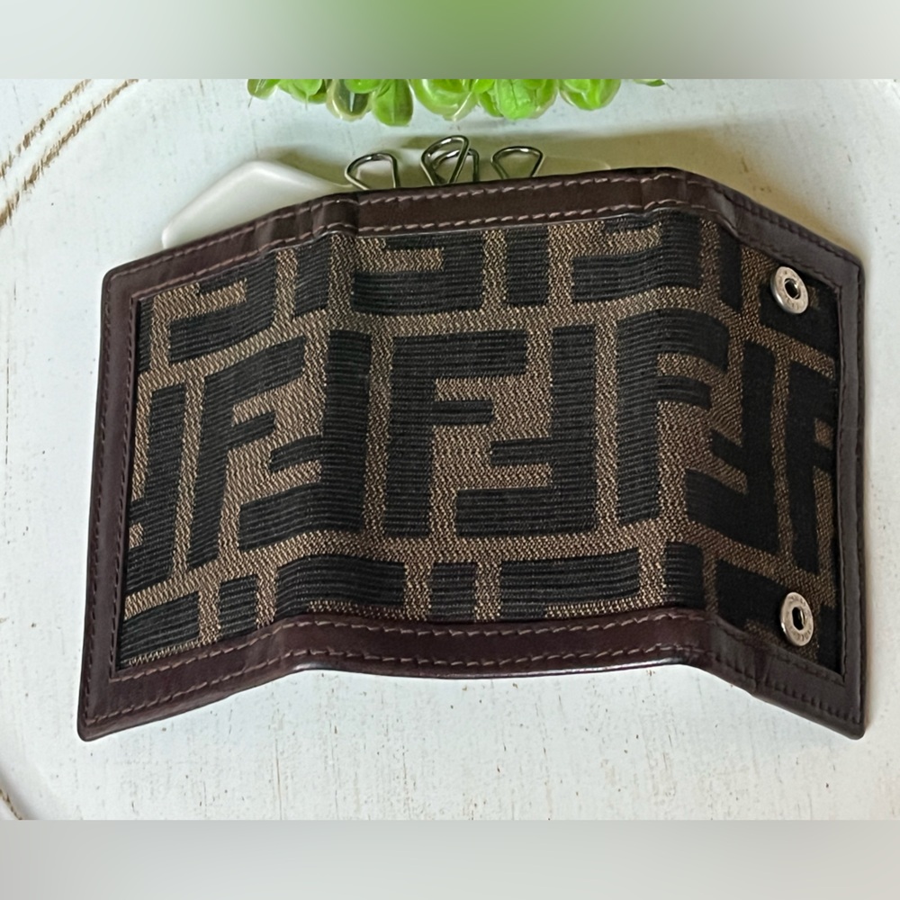 Fendi Brown monogram keyfob keyholder - Picture 3 of 10